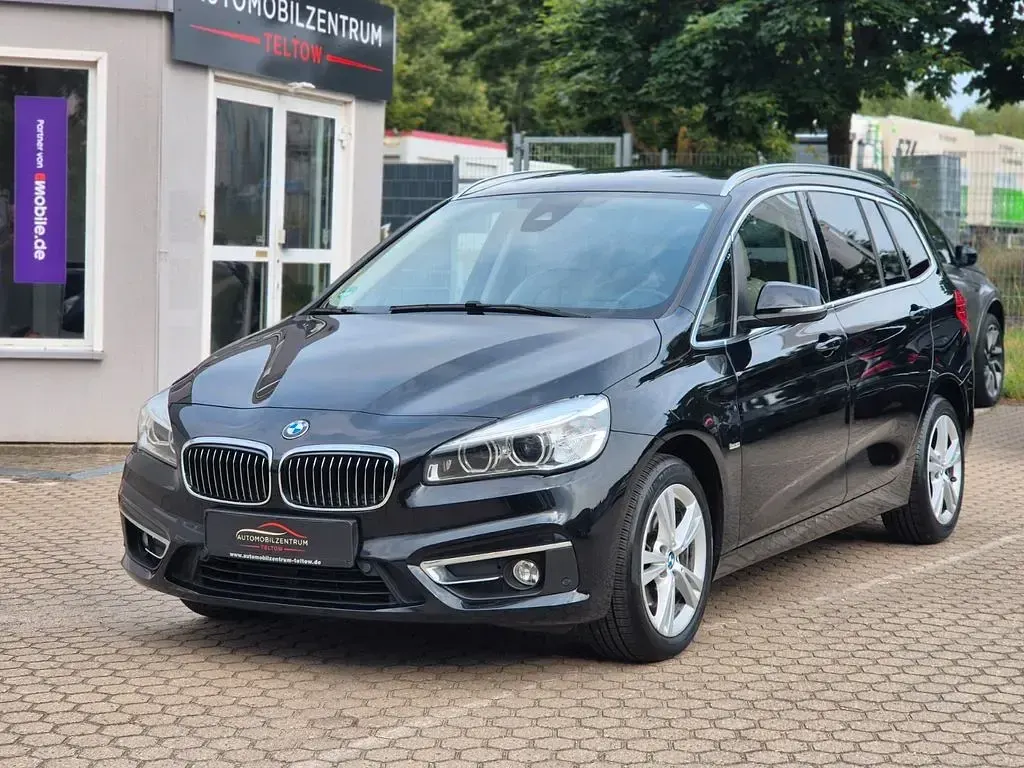 Gebraucht BMW 218 Gran Tourer Luxury Line 136 PS (100 kW) 2017 Schwarz Van / Kleinbus