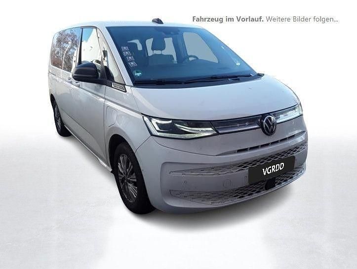 Gebraucht VW Multivan Life 150 PS (110 kW) 2022 Weiß Van