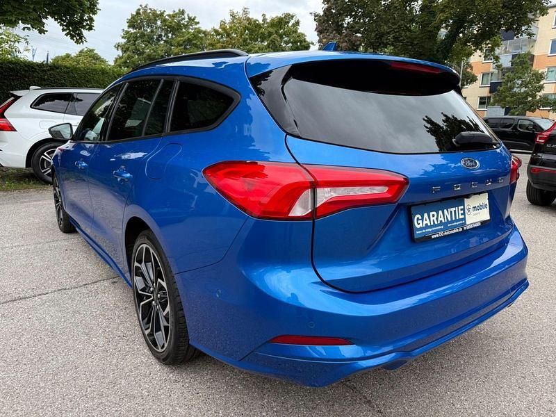 Gebraucht Ford Focus ST-Line 182 PS (133 kW) 2020 Blau Kombi