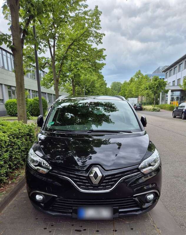 Schwarz Gebraucht 2019 Renault Scénic IV Business Van / Kleinbus | 16.900 € (Guter Preis) - Bild 1/4
