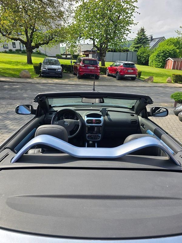 Gebraucht Opel Tigra 90 PS (66 kW) 2005 Blau Cabrio