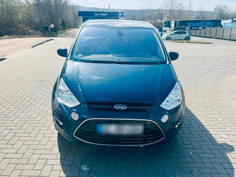Gebraucht Ford S-MAX S 163 PS (119 kW) 2014 Blau Van / Kleinbus