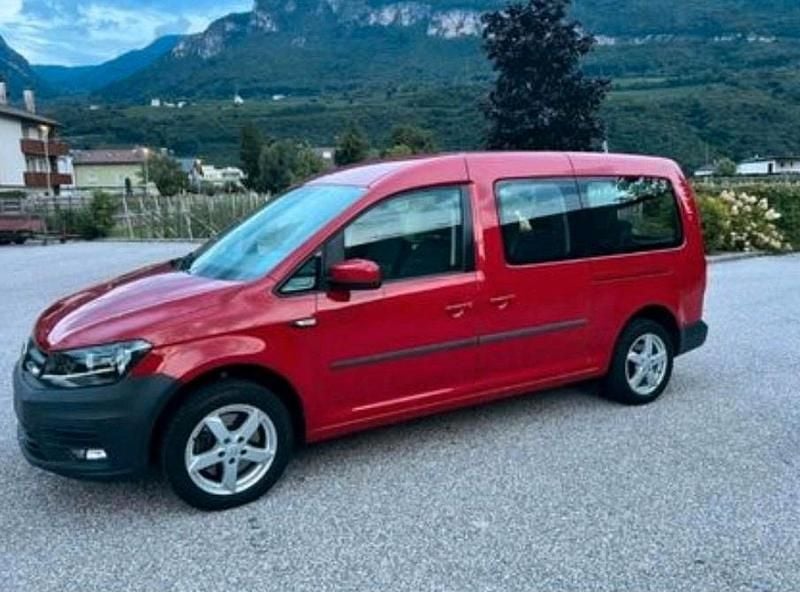 Gebraucht VW Caddy 110 PS (80 kW) 2016 Rot Van / Kleinbus