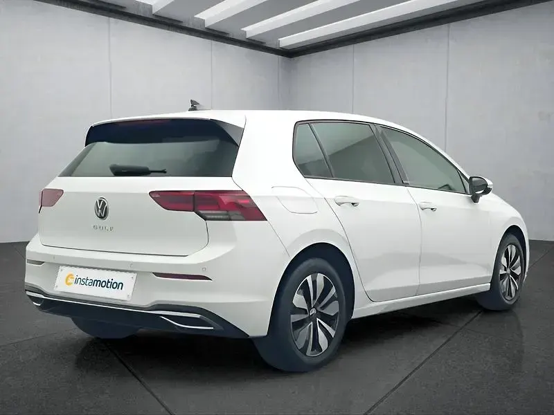 Gebraucht VW Golf VIII 150 PS (110 kW) 2023 Weiß Kleinwagen