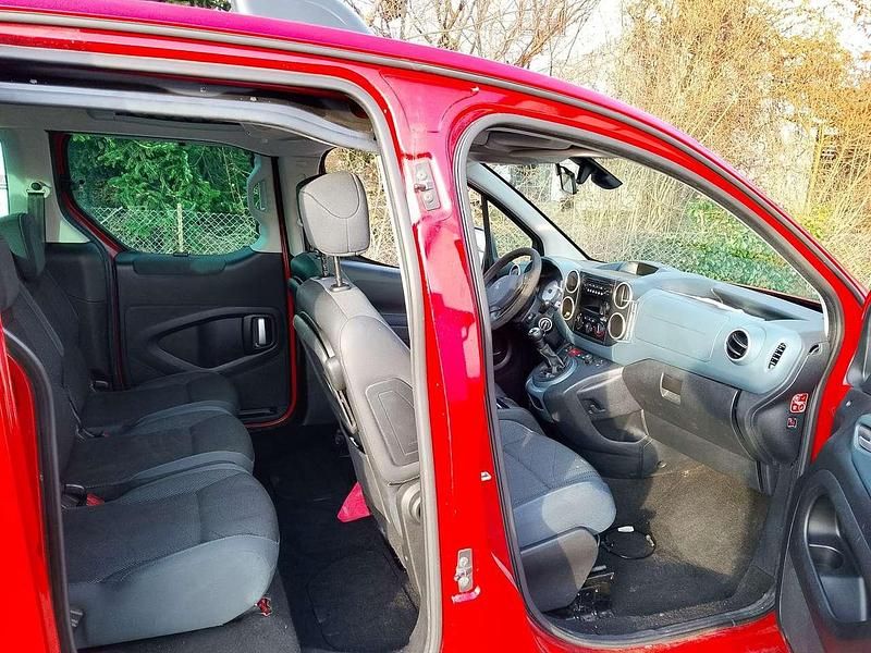 Gebraucht Peugeot TePee Family 111 PS (81 kW) 2010 Kombi
