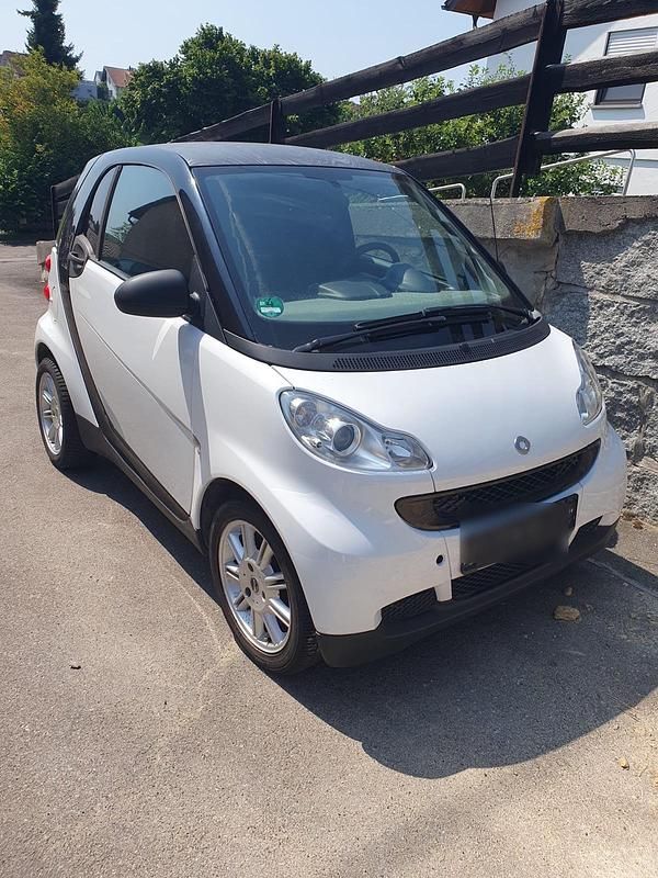 Andere farben Gebraucht 2009 Smart ForTwo Coupé Coupé | 3.650 € - Bild 1/4