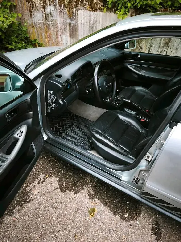 Gebraucht Audi A4 210 PS (154 kW) 1996 Silber Limousine