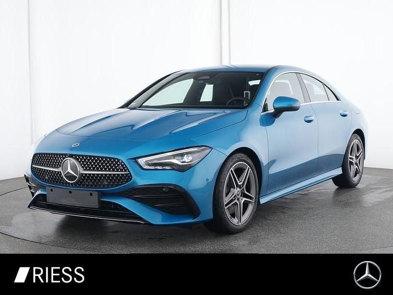 Blau Gebraucht 2024 Mercedes CLA200 AMG Coupé | 33.900 € (Guter Preis) - Bild 1/4