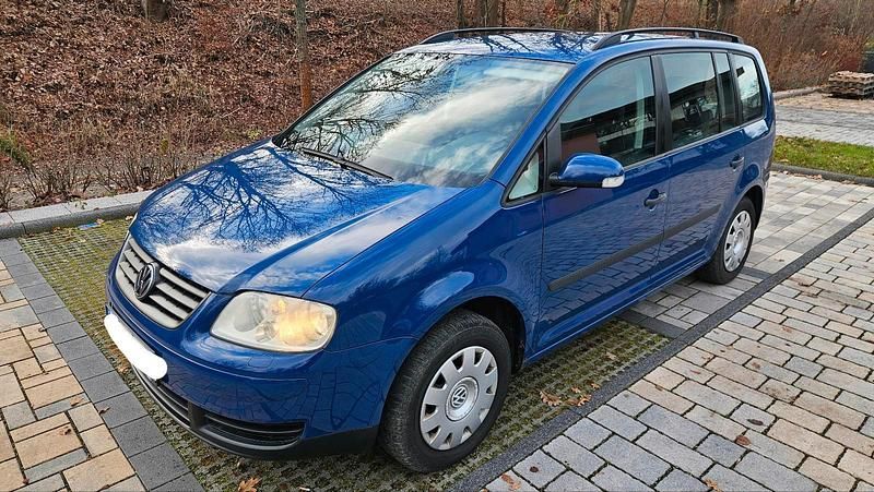Blau Gebraucht 2004 VW Touran Van / Kleinbus | 999 € (Superpreis) - Bild 1/4