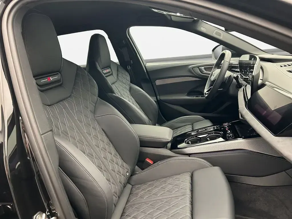Gebraucht Audi A5 S-Line 204 PS (150 kW) 2025 Mythosschwarz metallic Kombi