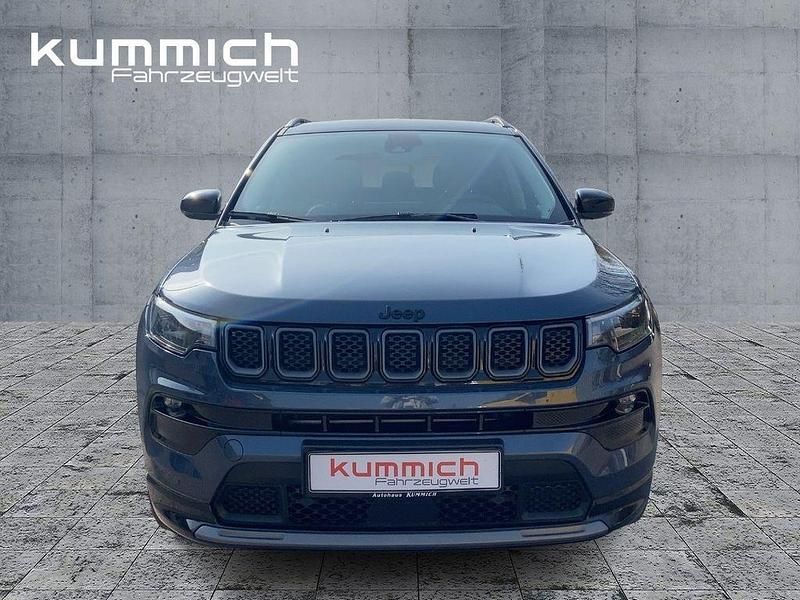 Gebraucht Jeep Compass 131 PS (96 kW) 2024 Blau SUV