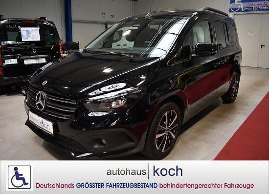 Loparitschwarz Gebraucht 2023 Mercedes 180 Progressive Limousine | 53.980 € - Bild 1/4