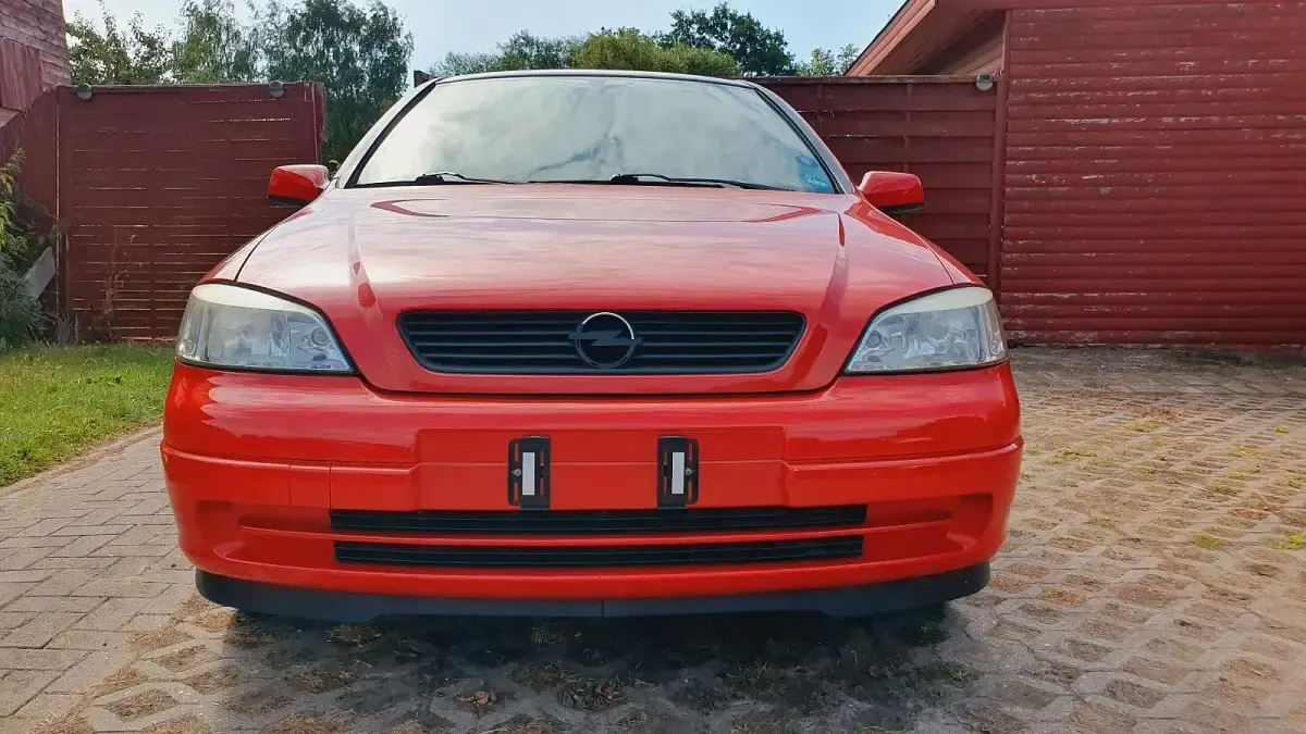 Gebraucht Opel Astra 101 PS (74 kW) 2000 Rot Limousine