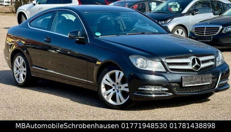 Schwarz Gebraucht 2012 Mercedes C250 Coupé | 10.999 € (Guter Preis) - Bild 1/3