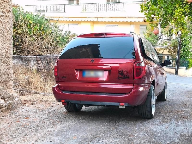 Gebraucht Dodge Grand Caravan 218 PS (160 kW) 2005 Rot Van / Kleinbus