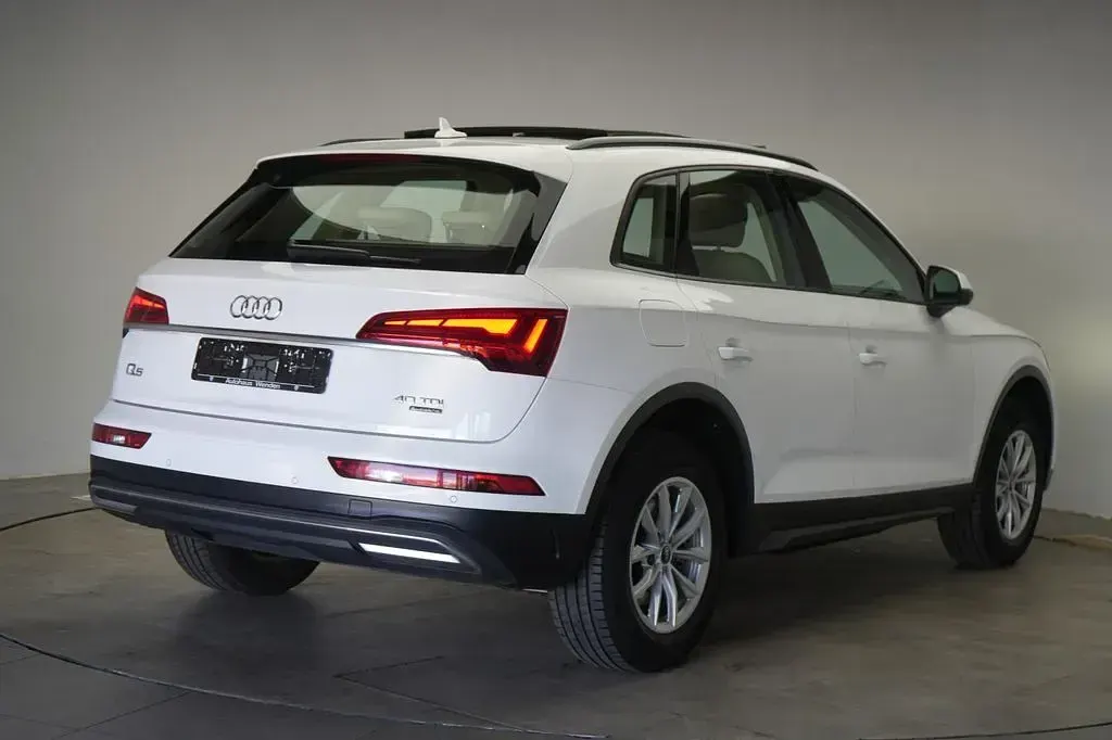Gebraucht Audi Q5 Sport 204 PS (150 kW) 2022 Weiß SUV