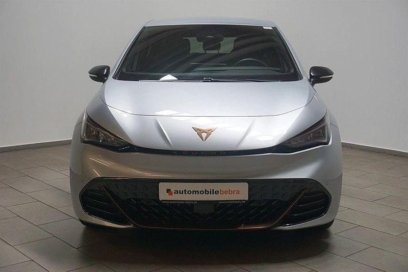 Usata Cupra Born e-Boost 169 kW (231 CV) 2023 Argento Utilitaria