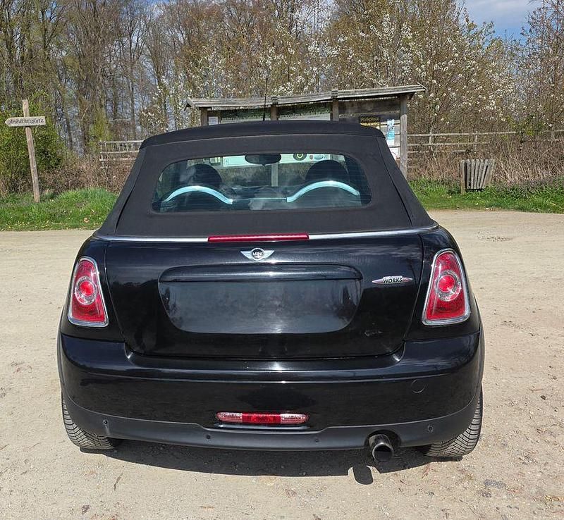 Gebraucht Mini One Cabriolet 98 PS (72 kW) 2010 Schwarz Cabrio