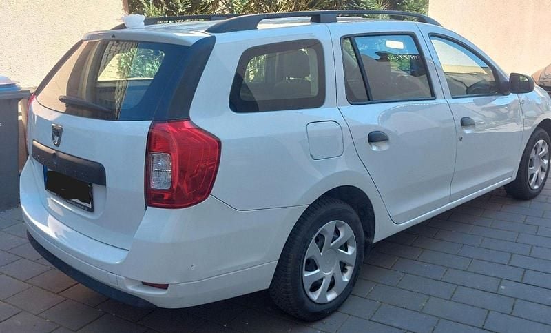 Weiß Gebraucht 2019 Dacia Logan MCV Essentiel Kombi | 8.900 € (Fairer Preis) - Bild 1/4