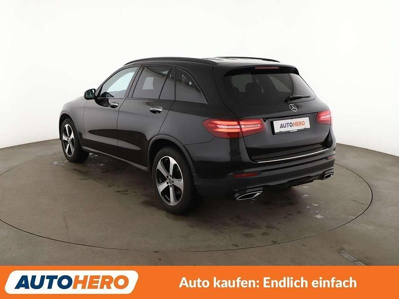 Gebraucht Mercedes GLC250 Exclusive 204 PS (150 kW) 2018 Obsidianschwarz SUV
