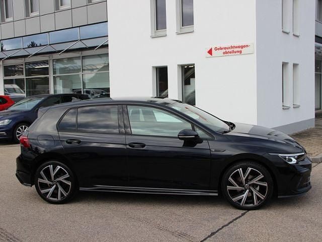 Gebraucht VW Golf VIII Style 150 PS (110 kW) 2024 Schwarz Limousine