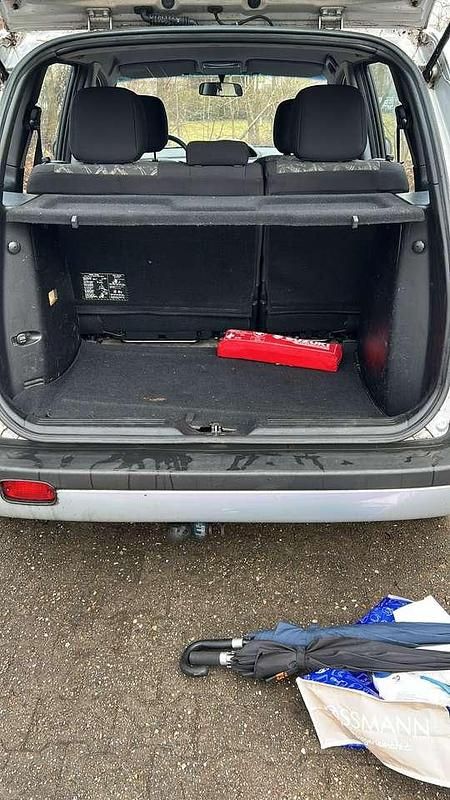 Gebraucht Hyundai Matrix 103 PS (75 kW) 2003 Van / Kleinbus