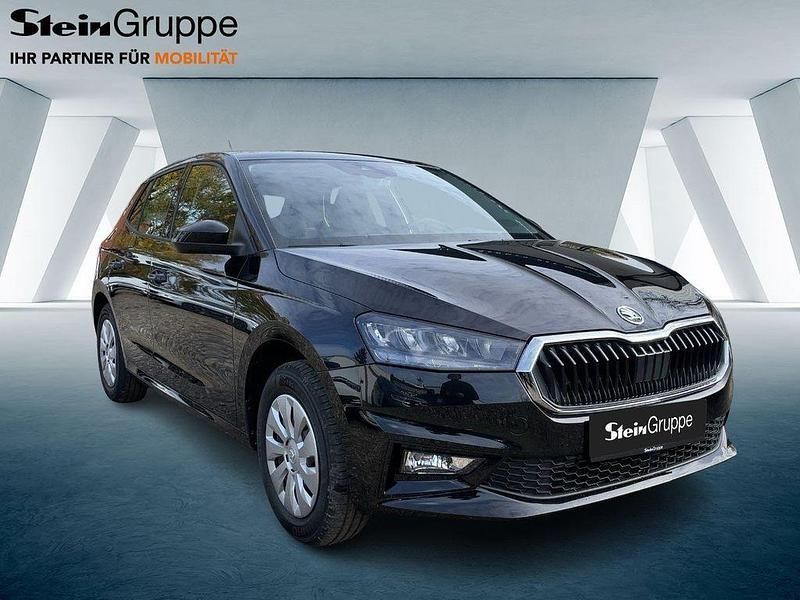 Neu Skoda Fabia Selection 80 PS (58 kW) 2025 Schwarz Limousine