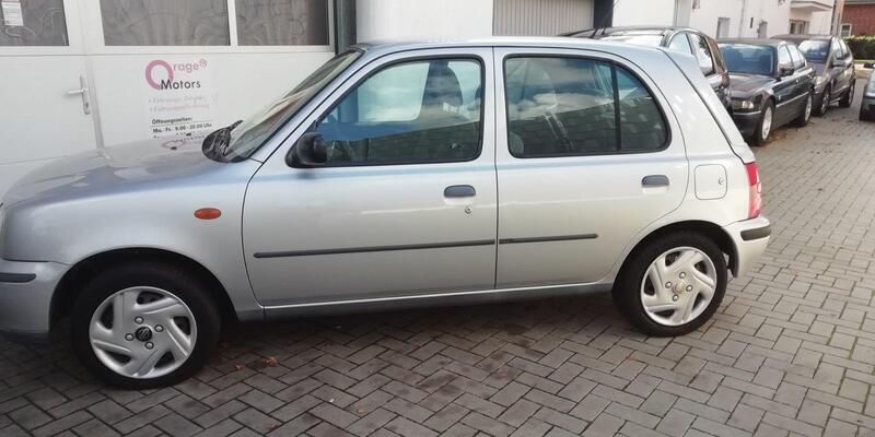 Silber Gebraucht 2000 Nissan Micra Kleinwagen | 1.999 € (Teuer) - Bild 1/4