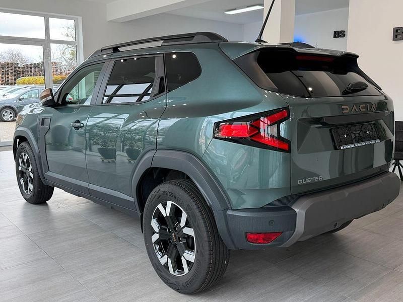 Neu Dacia Duster Extreme 131 PS (96 kW) 2025 Grün SUV
