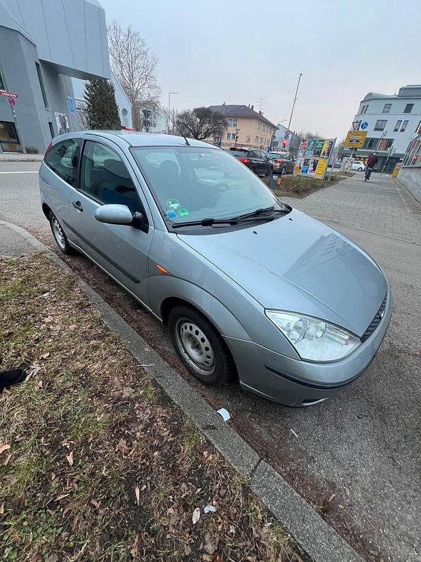 Second-hand Ford Focus 84 CP (61 kW) 2004 Gri Coupe