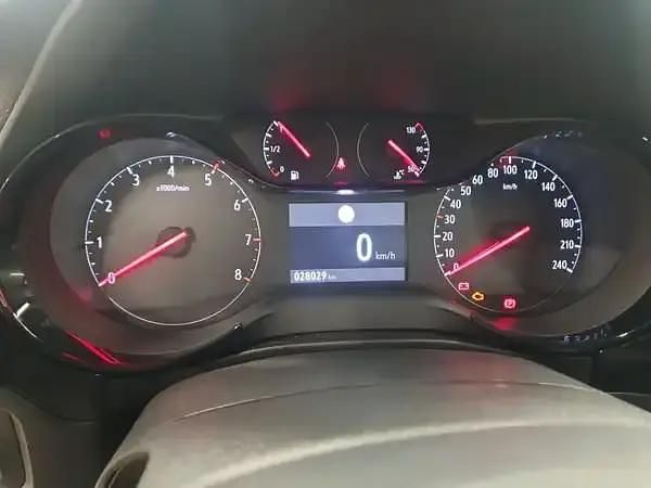 Gebraucht Opel Corsa 75 PS (55 kW) 2023 Kristall silber (metallic) Kleinwagen