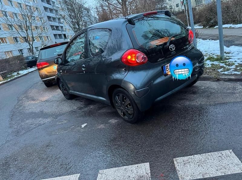 Gebraucht 2005 Toyota Aygo Kleinwagen | 1.700 € (Fairer Preis) - Bild 1/4