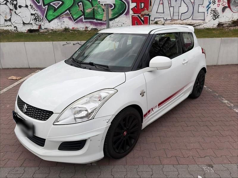 Second-hand Suzuki Swift 94 CP (69 kW) 2013 Alb Hatchback