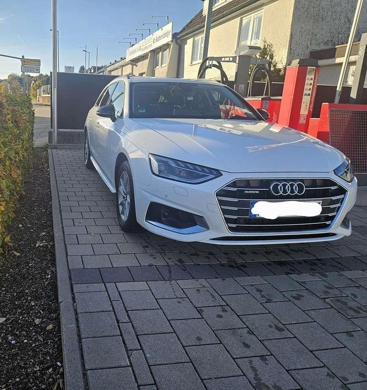 Gebraucht Audi A4 190 PS (139 kW) 2020 Kombi