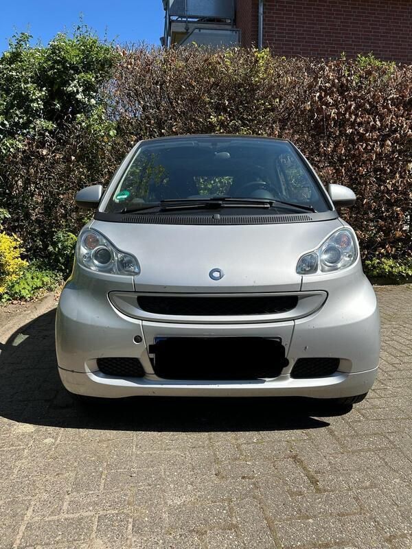 Grau Gebraucht 2012 Smart ForTwo Coupé Kleinwagen | 5.250 € - Bild 1/4