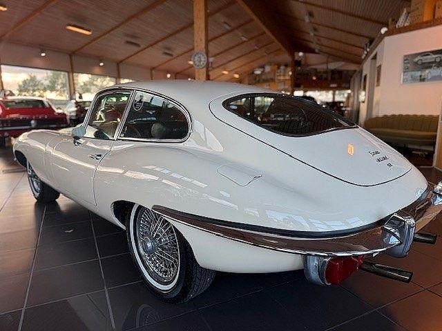 Gebraucht Jaguar E-Type 269 PS (197 kW) 1971 Weiß Coupé