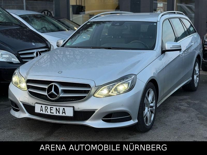 Gebraucht Mercedes E220 Avantgarde 170 PS (125 kW) 2015 Silber Kombi