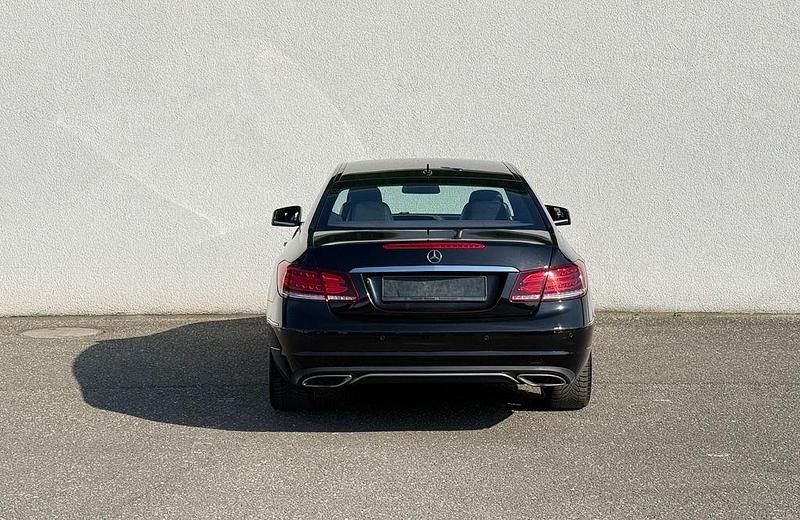 Gebraucht Mercedes E200 184 PS (135 kW) 2014 Schwarz