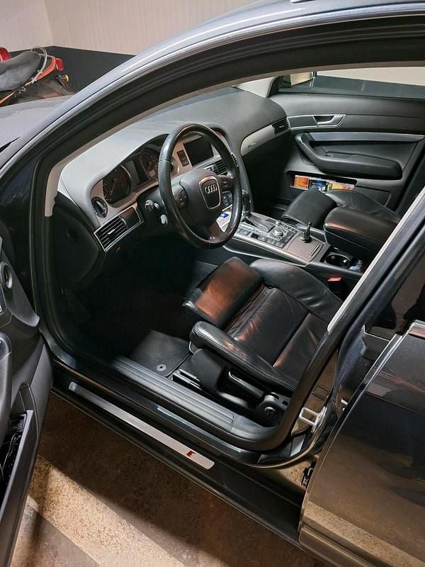 Używany Audi A6 239 KM (175 kW) 2007 Szary Kombi