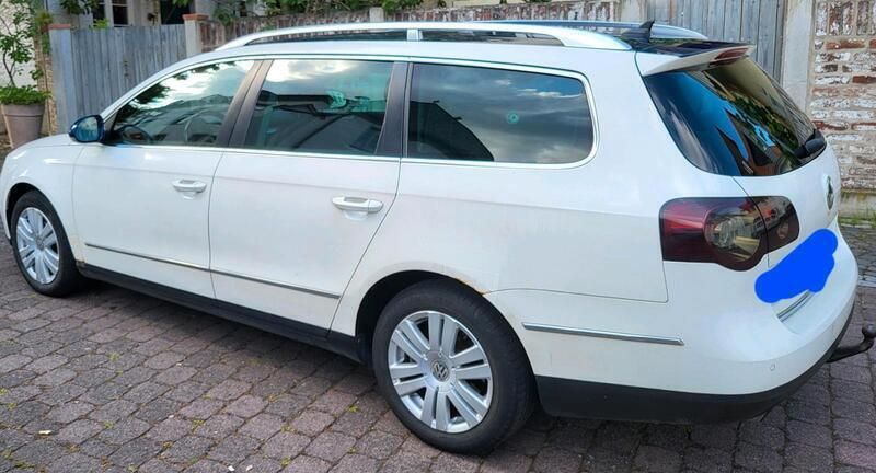 Blau Gebraucht 2008 VW Passat Kombi | 3.199 € (Guter Preis) - Bild 1/4