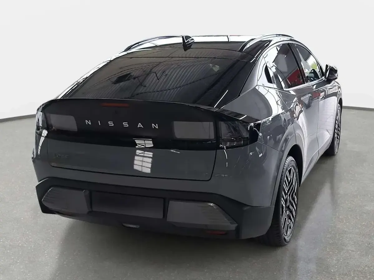 Neu Nissan Leaf Evolve 160 kW (218 PS) 2026 Ceramic grey / black SUV