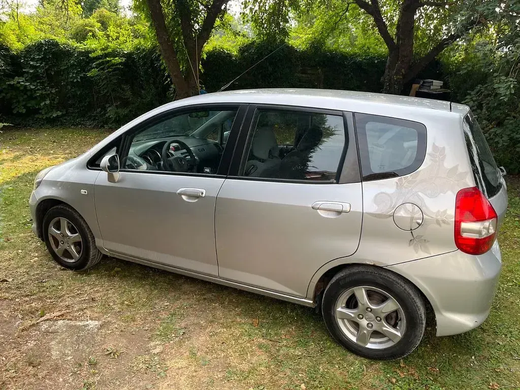Gebraucht Honda Jazz LS 77 PS (56 kW) 2008 Silber Kleinwagen