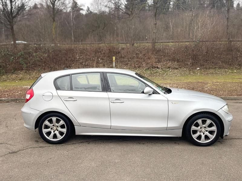Gebraucht BMW 120 150 PS (110 kW) 2005 Grau Kleinwagen