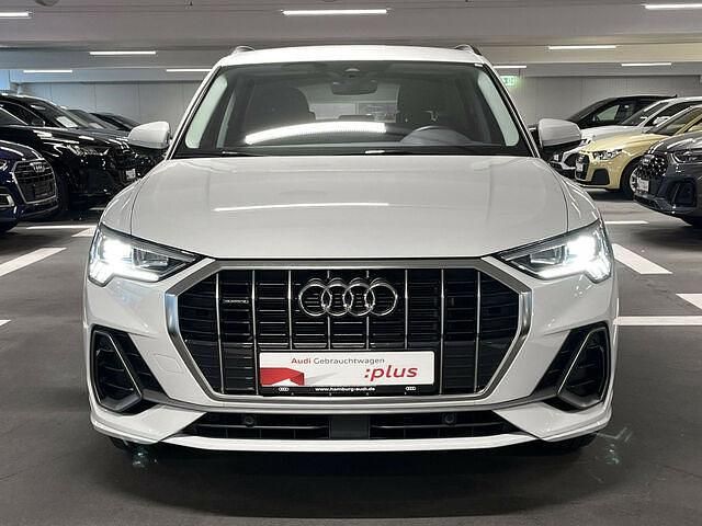 Gebraucht Audi Q3 S-Line 190 PS (139 kW) 2023 2y gletscherweiß metallic SUV