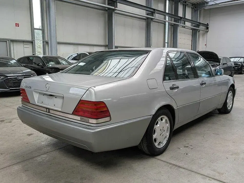 Gebraucht Mercedes S300 231 PS (169 kW) 1993 Silber Limousine