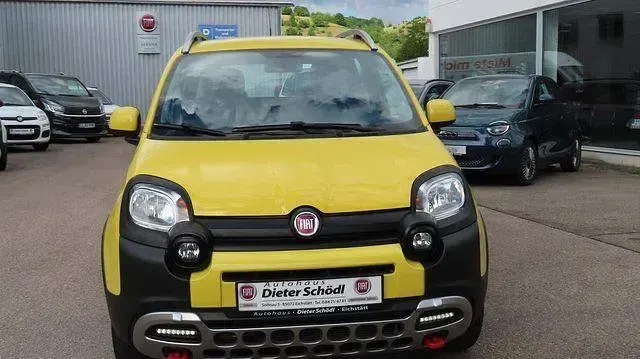 Gebraucht Fiat Panda Cross Cross 90 PS (66 kW) 2016 Gelb Kleinwagen