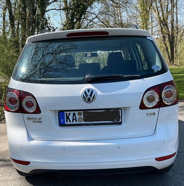 Weiß Gebraucht 2009 VW Golf Plus Cross Comfortline Van / Kleinbus | 2.700 € (Guter Preis) - Bild 1/4