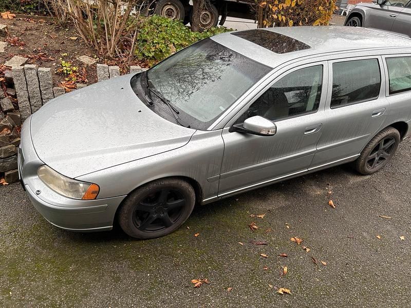 Gebraucht Volvo V70 185 PS (136 kW) 2006 Silber Kombi