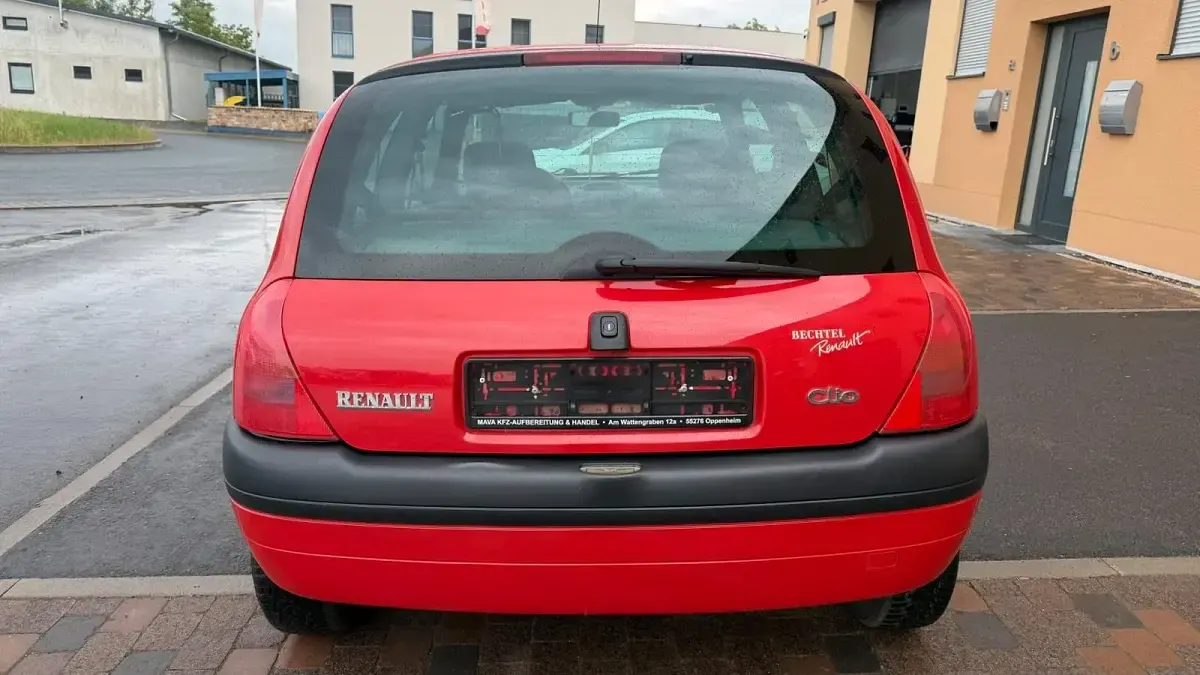 Gebraucht Renault Clio II Campus 69 PS (50 kW) 1999 Rot Kleinwagen