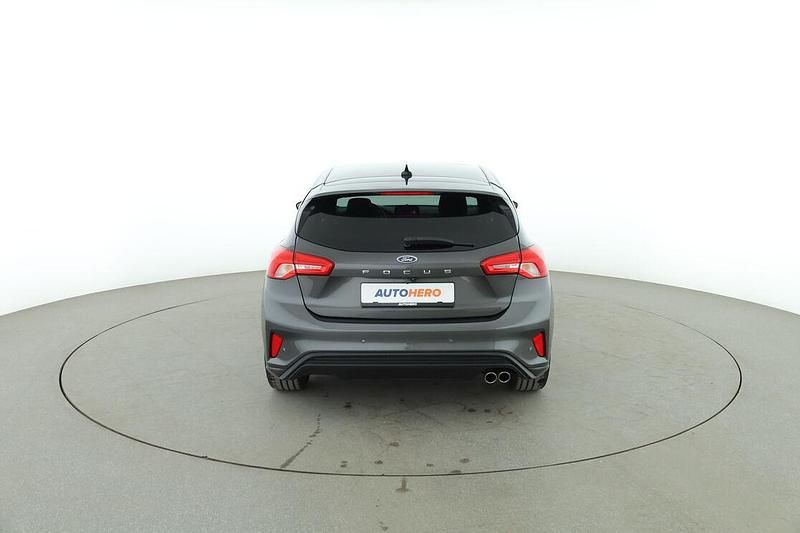 Gebraucht Ford Focus ST-Line 125 PS (91 kW) 2018 Grau Limousine